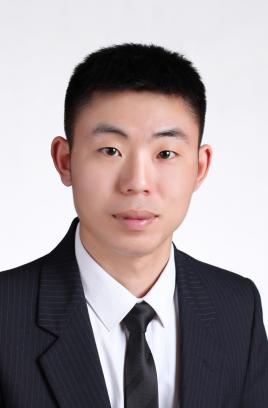 王　勇