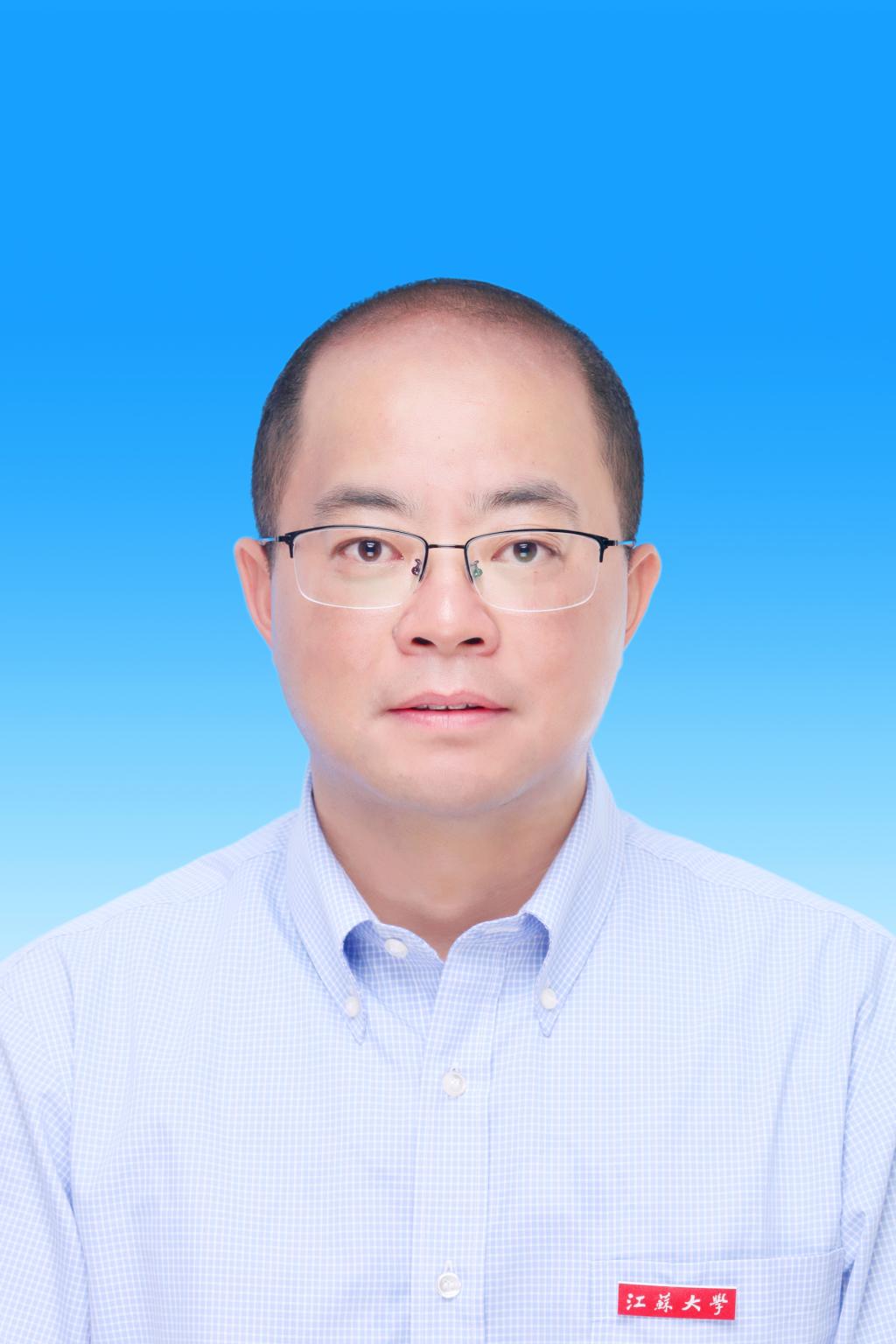 杨　建